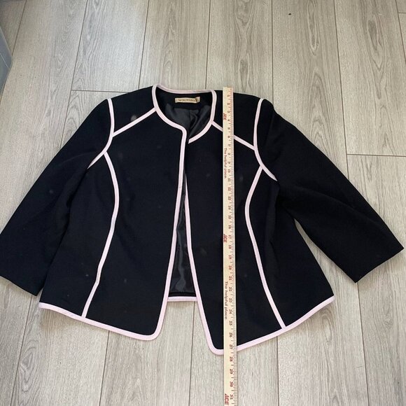 Nipon Boutique Women's Black Long Sleeve Open Front Collarless Blazer Top - Picture 3 of 6